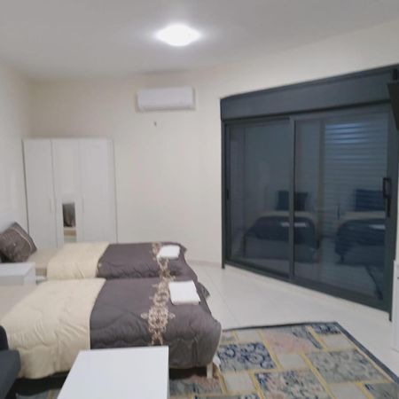 Appartamento For Women Only - للنساء فقط Umm al-Amad Esterno foto