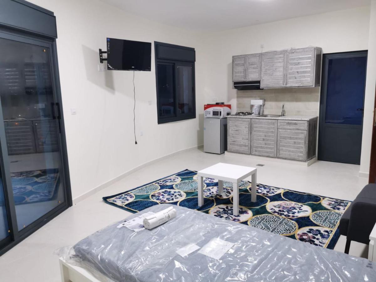 Appartamento For Women Only - للنساء فقط Umm al-Amad Esterno foto