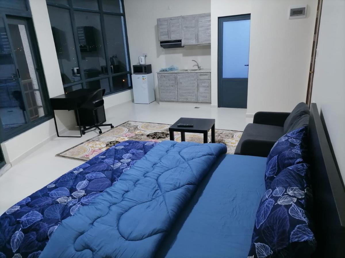 Appartamento For Women Only - للنساء فقط Umm al-Amad Esterno foto