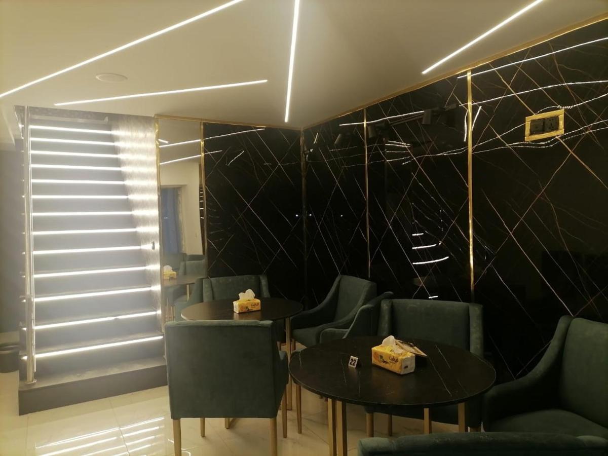 Appartamento For Women Only - للنساء فقط Umm al-Amad Esterno foto