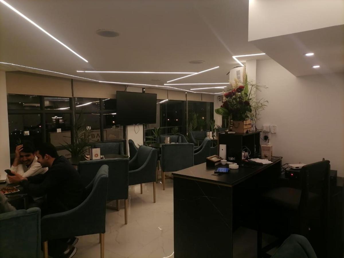 Appartamento For Women Only - للنساء فقط Umm al-Amad Esterno foto