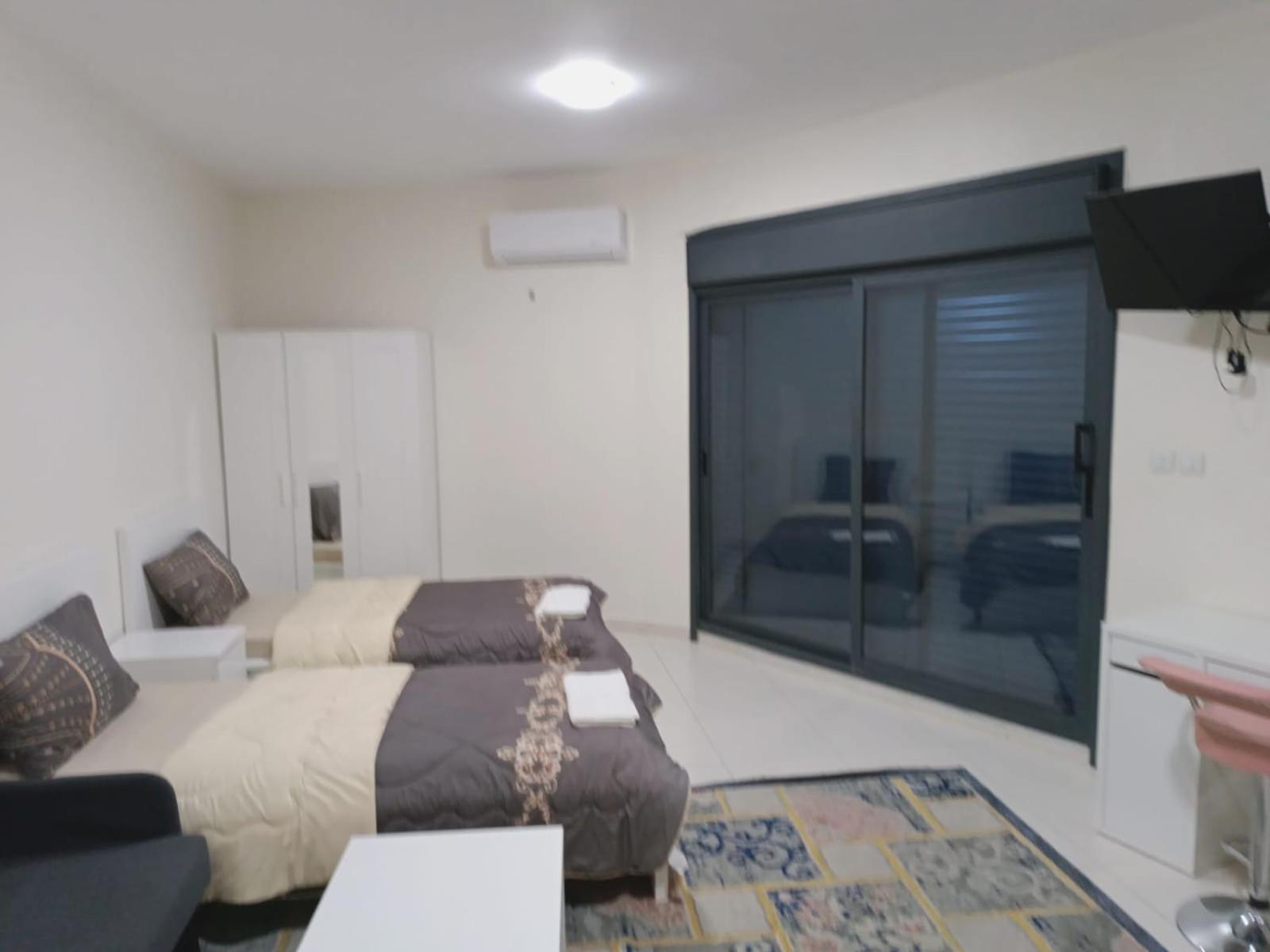 Appartamento For Women Only - للنساء فقط Umm al-Amad Esterno foto