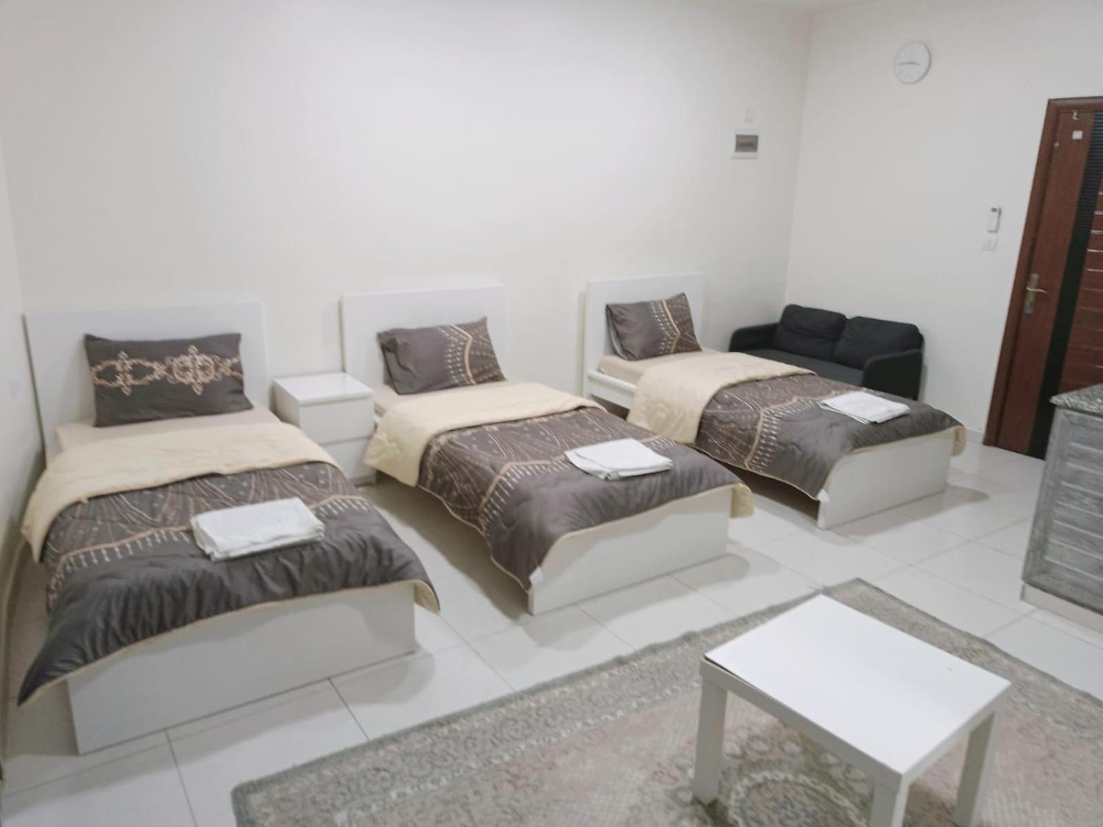 Appartamento For Women Only - للنساء فقط Umm al-Amad Esterno foto