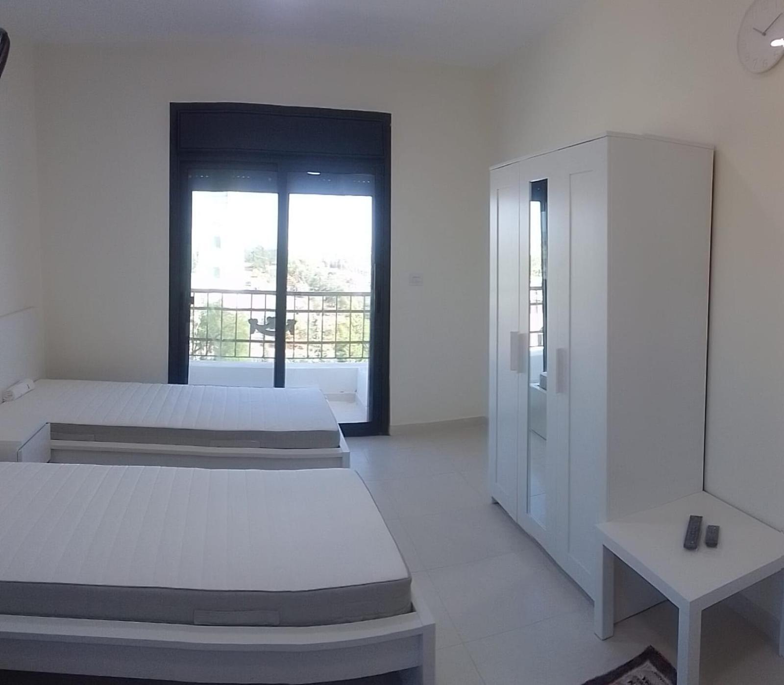 Appartamento For Women Only - للنساء فقط Umm al-Amad Esterno foto