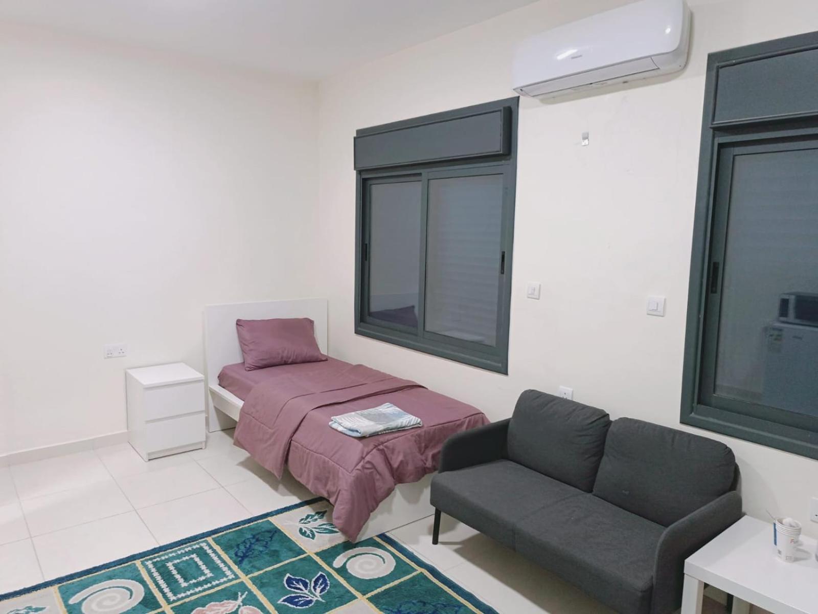 Appartamento For Women Only - للنساء فقط Umm al-Amad Esterno foto